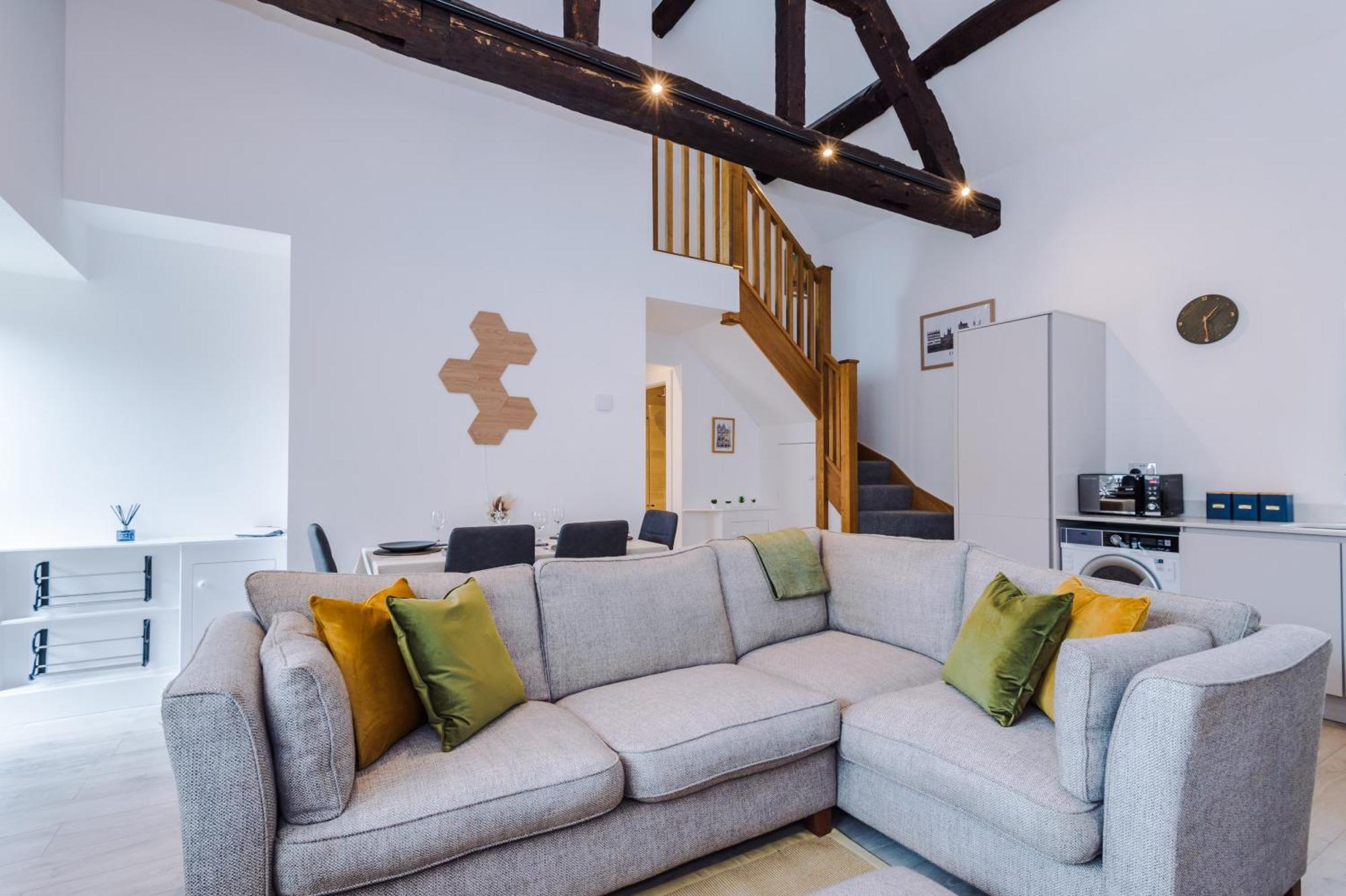 Number 21: A Breathtaking Chester Cottage With Parking Mollington  Екстериор снимка