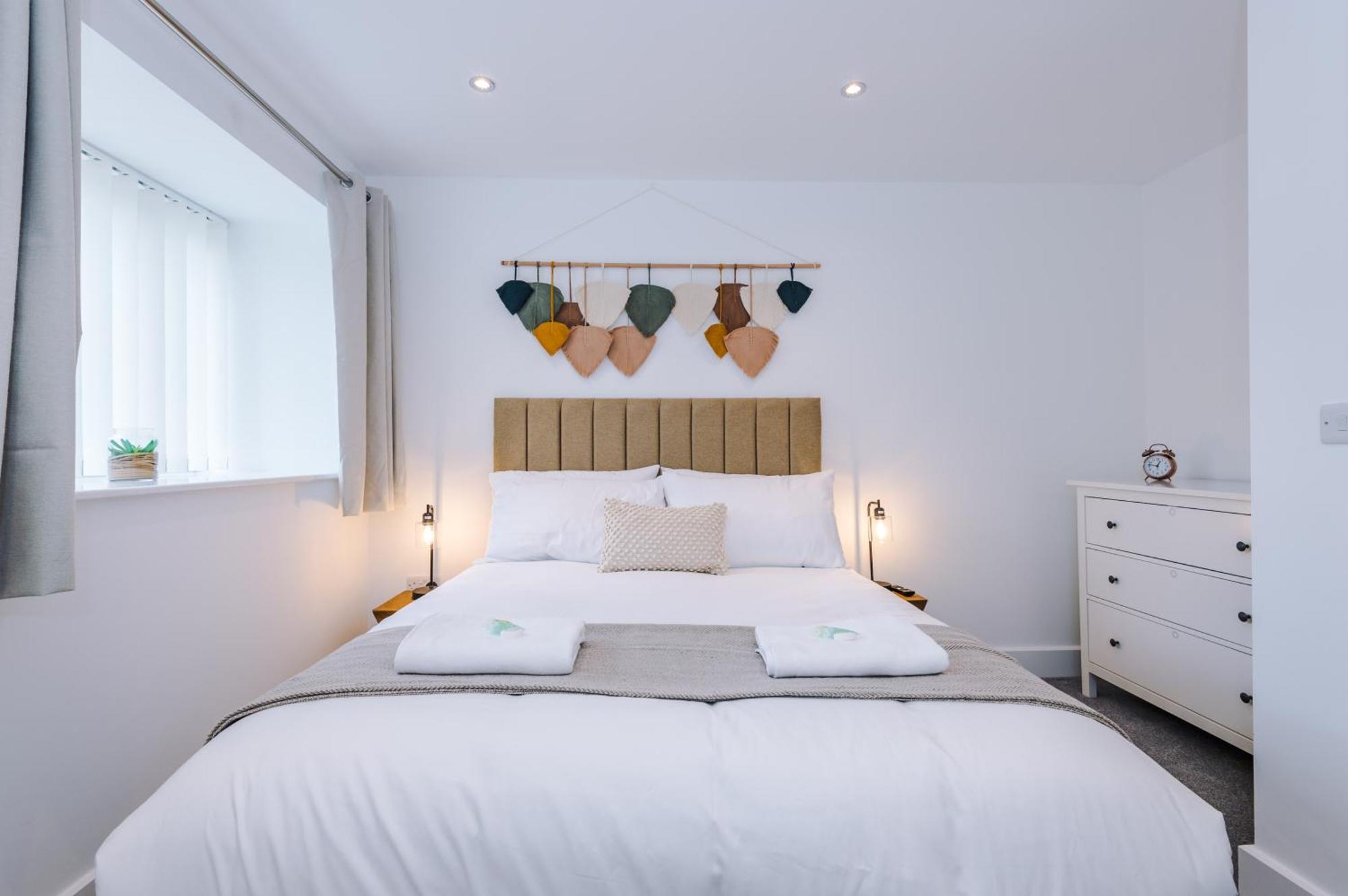 Number 21: A Breathtaking Chester Cottage With Parking Mollington  Екстериор снимка