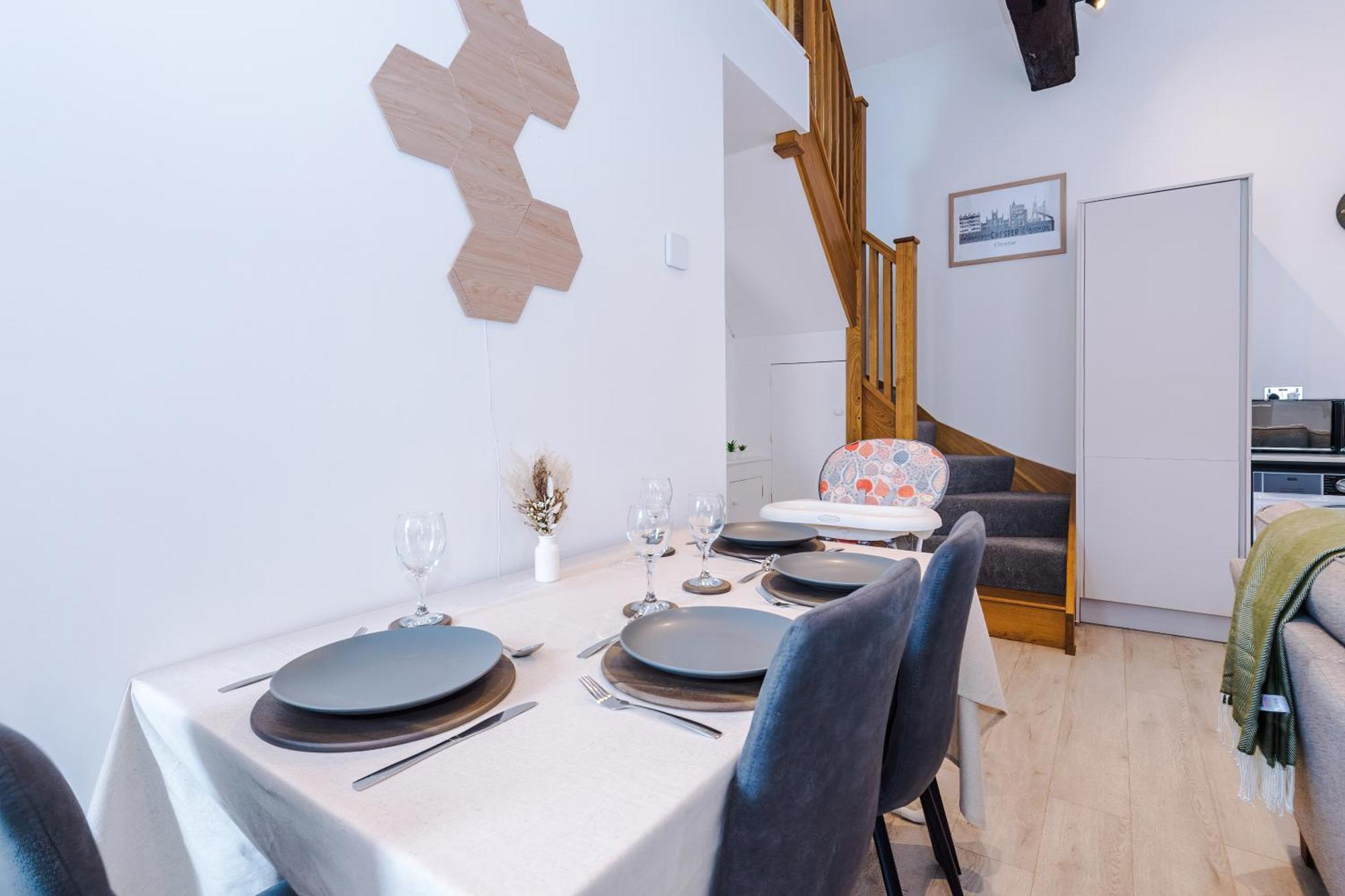 Number 21: A Breathtaking Chester Cottage With Parking Mollington  Екстериор снимка