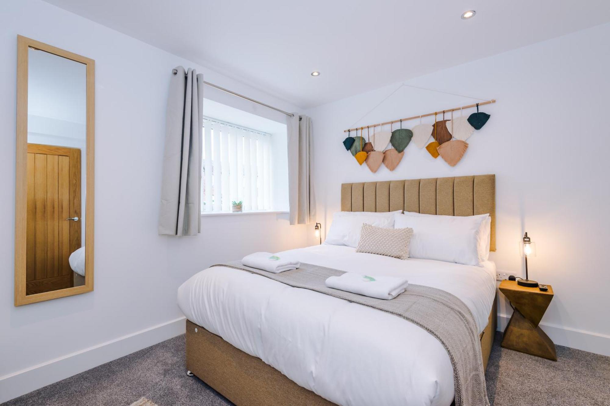 Number 21: A Breathtaking Chester Cottage With Parking Mollington  Екстериор снимка